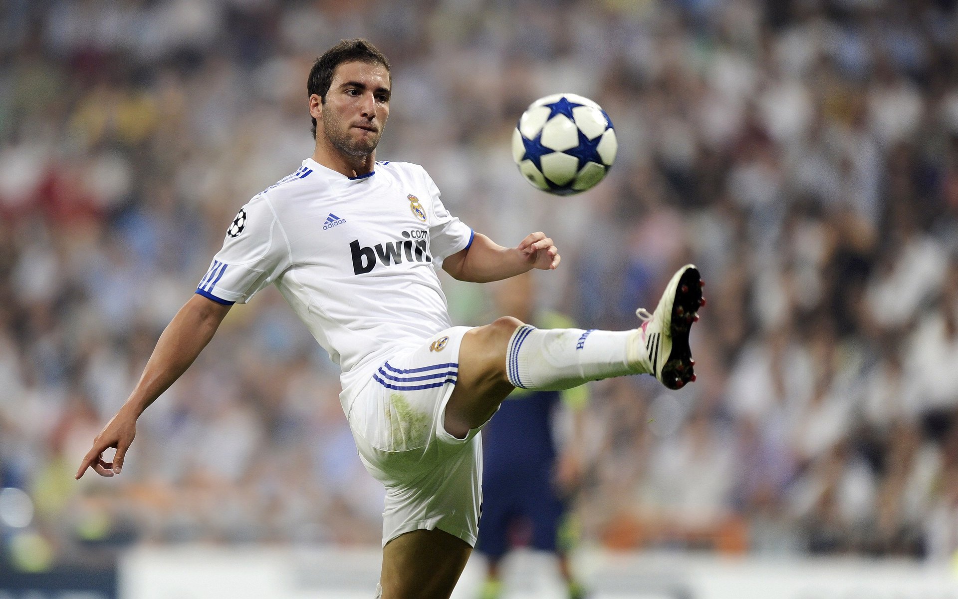 杰伦·格林攻防两端统治,步行者掀翻凯尔特人